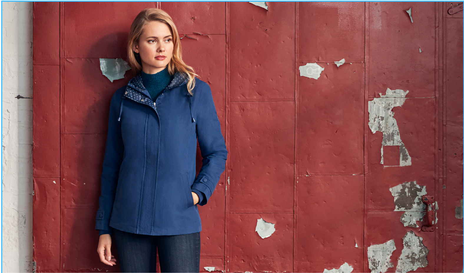 LOREM IPSUM DOLOR SIT AMET Featured