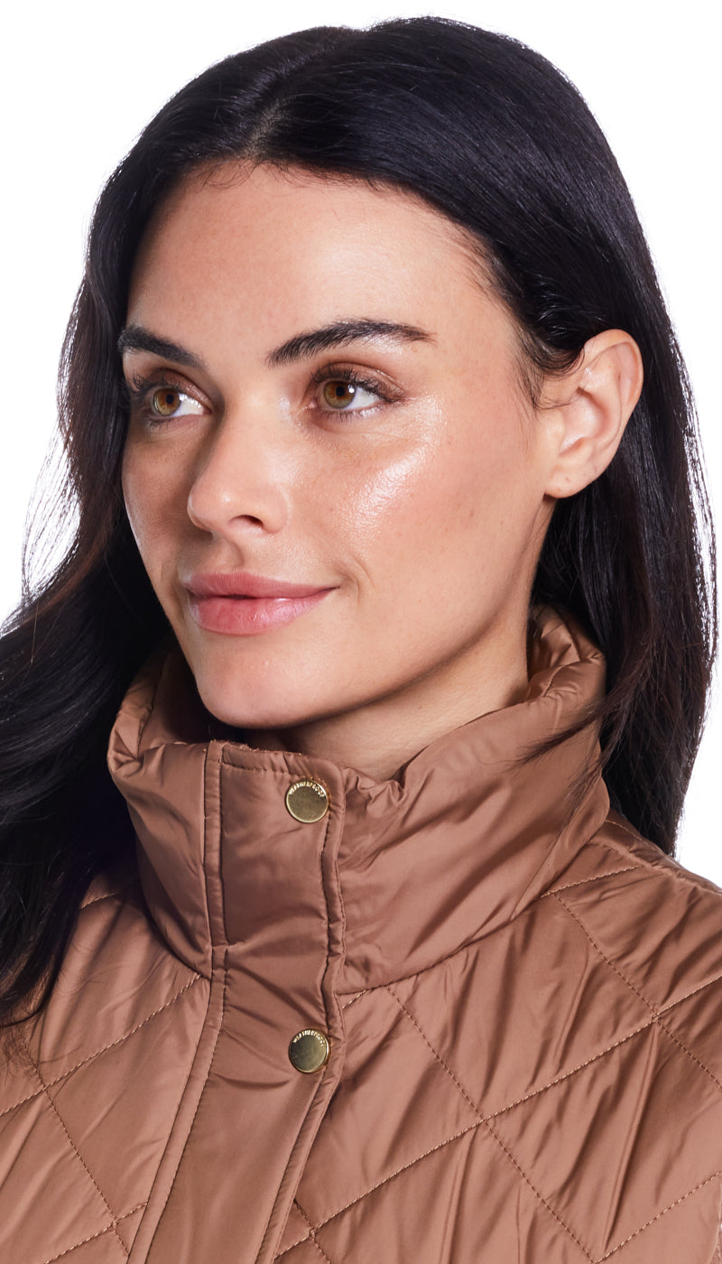 DIAMOND QUILTED LONG LINE CLINCHED VEST