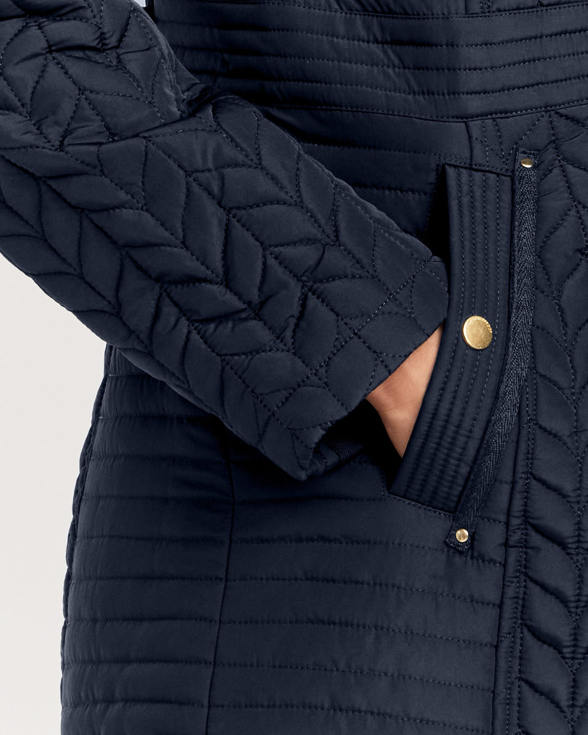 HOODED PLUSH LINED QUILTED WALKER