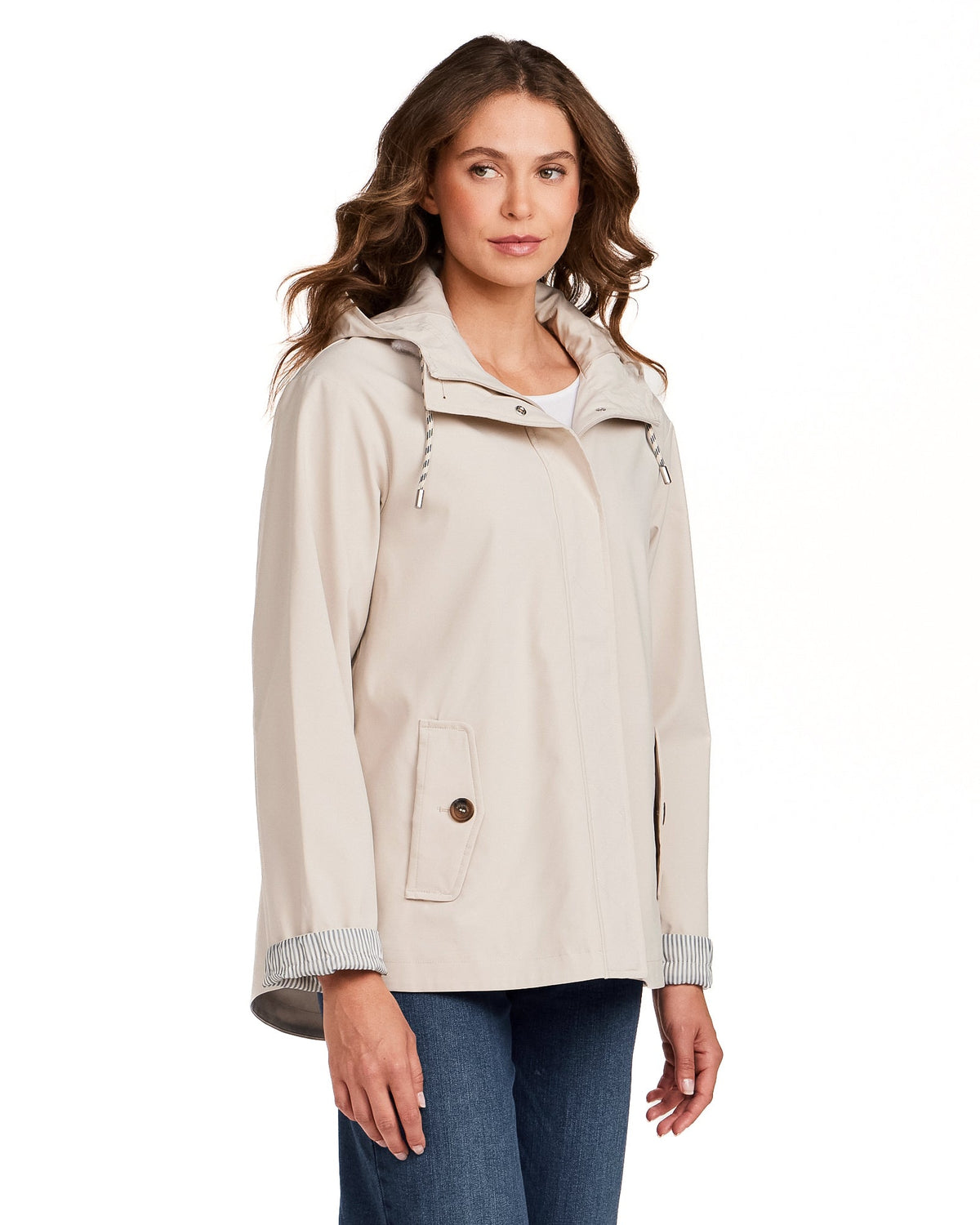 HOODED RAIN JACKET