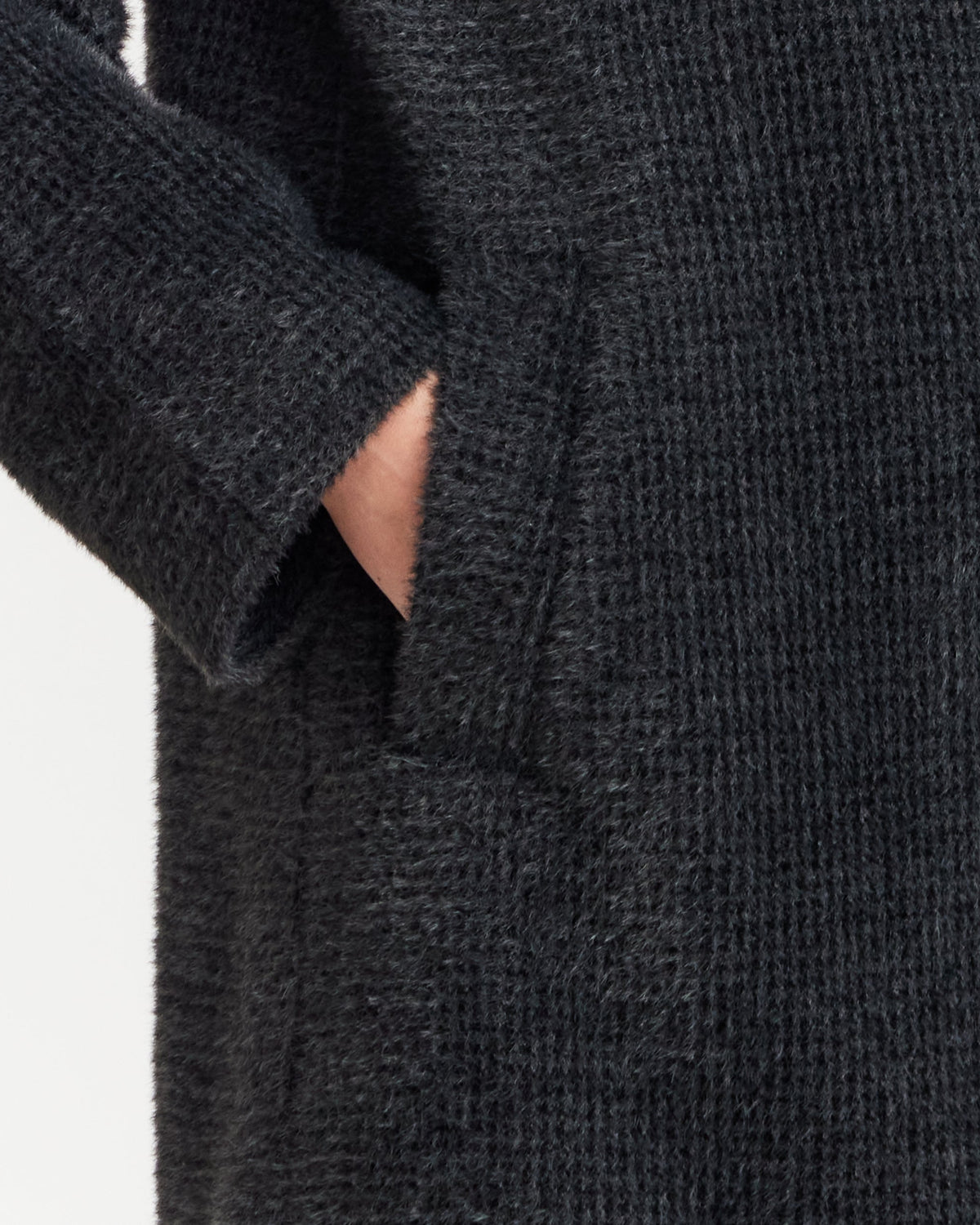 HOUNDSTOOTH COZY FEATHERKNIT TOPPER
