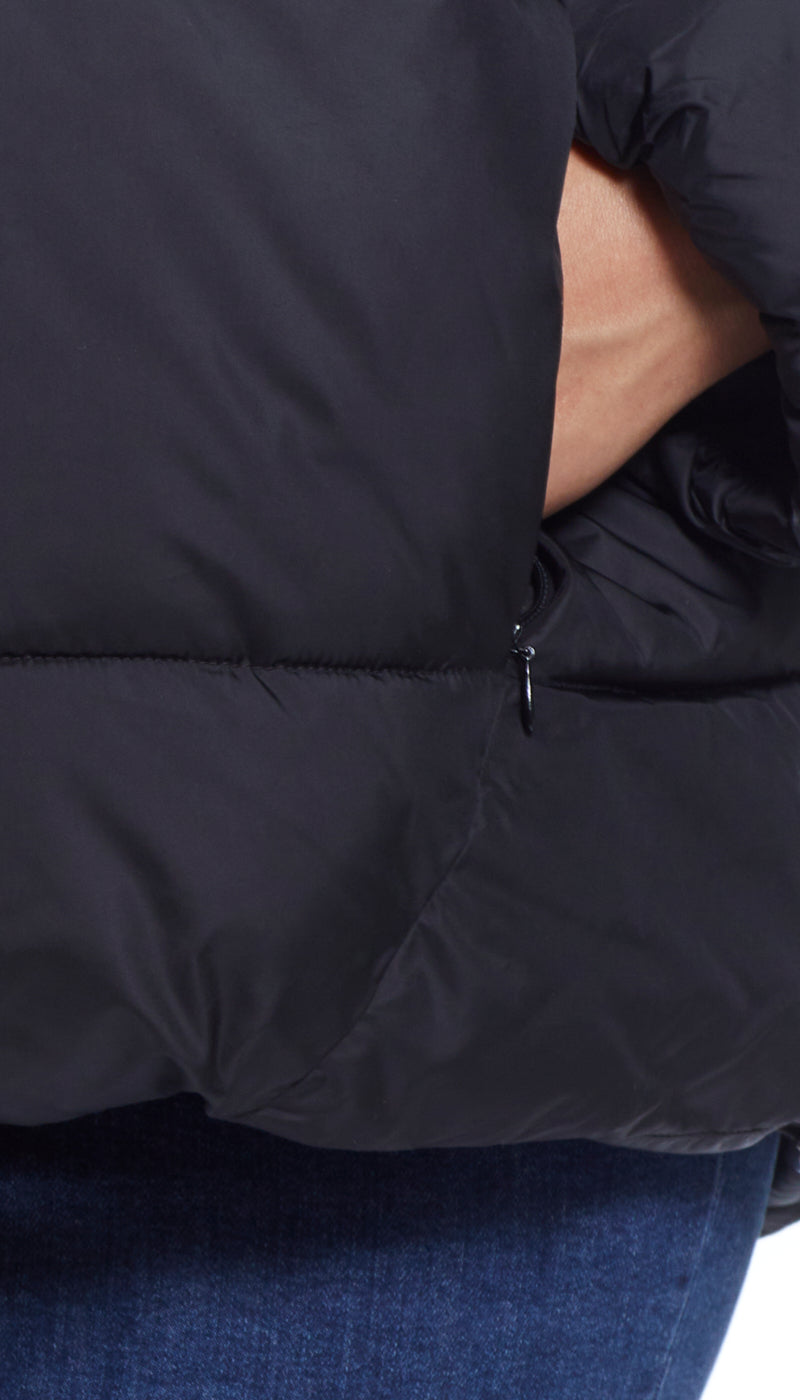 HOODED PUFFER COAT