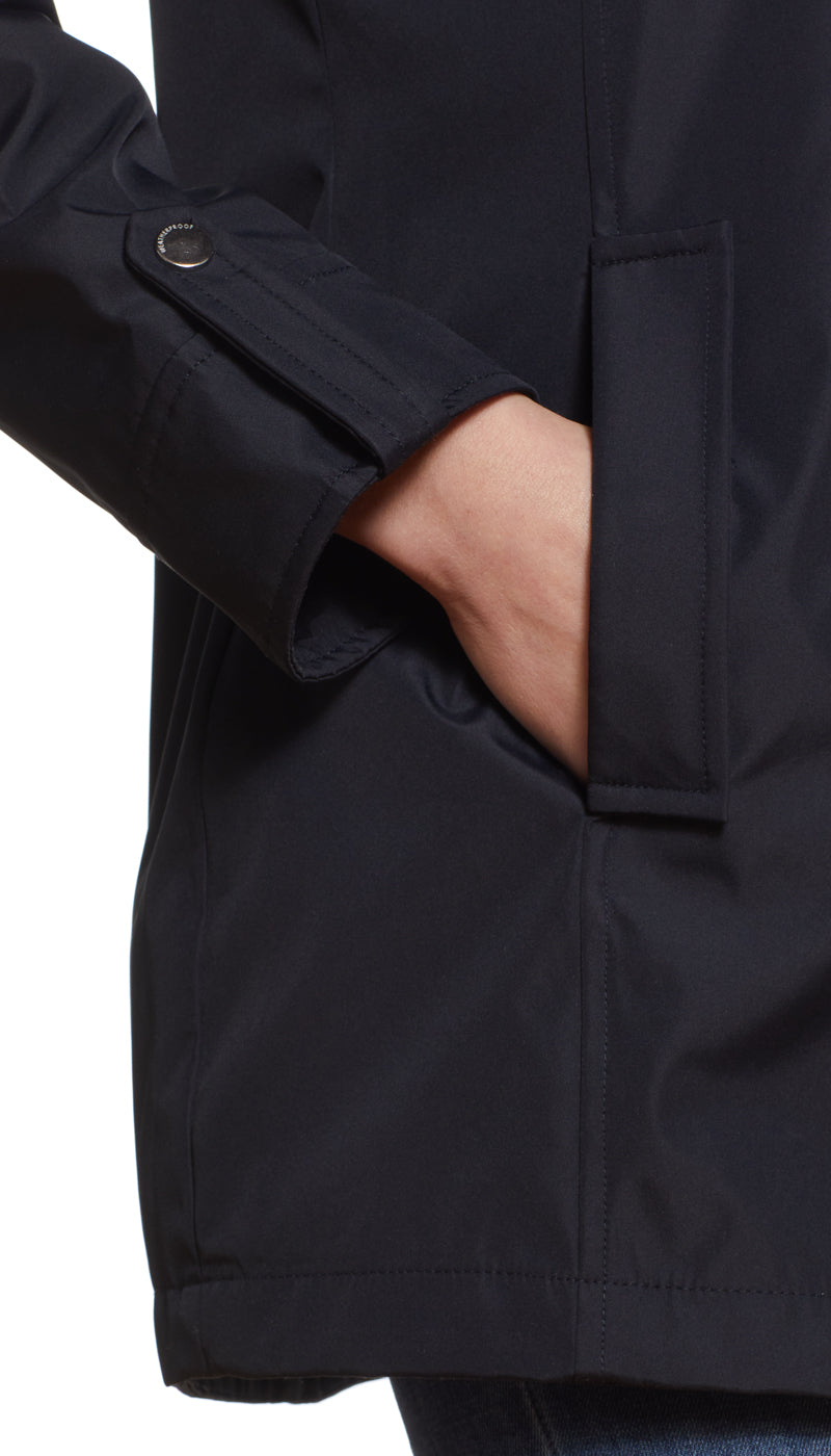 SNAP FRONT A-LINE TOPPER