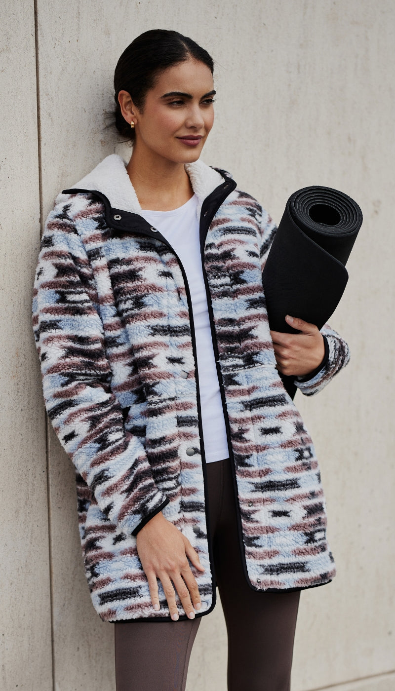 HOODED SHERPA FLEECE