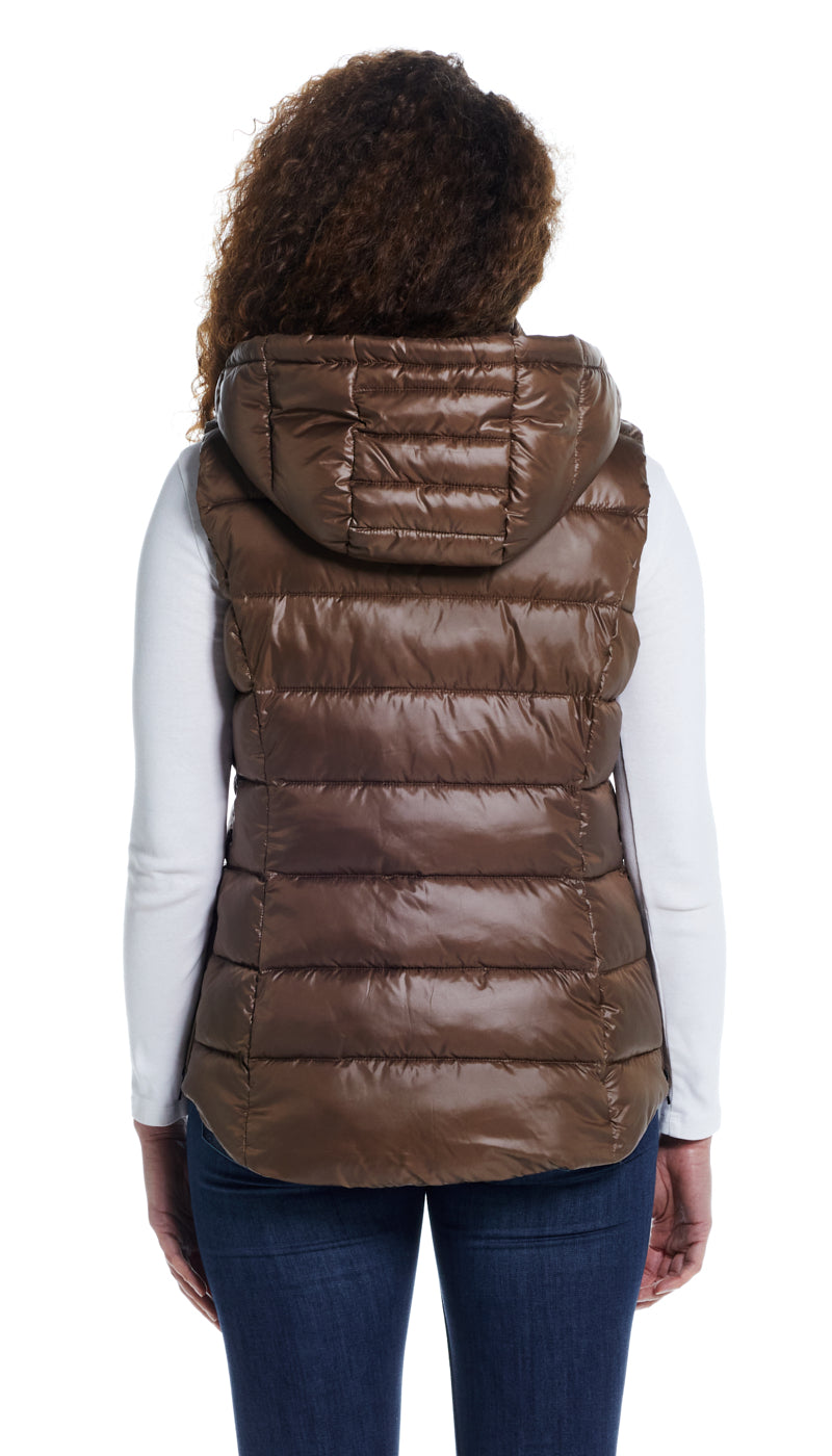 HOODED PUFFER VEST