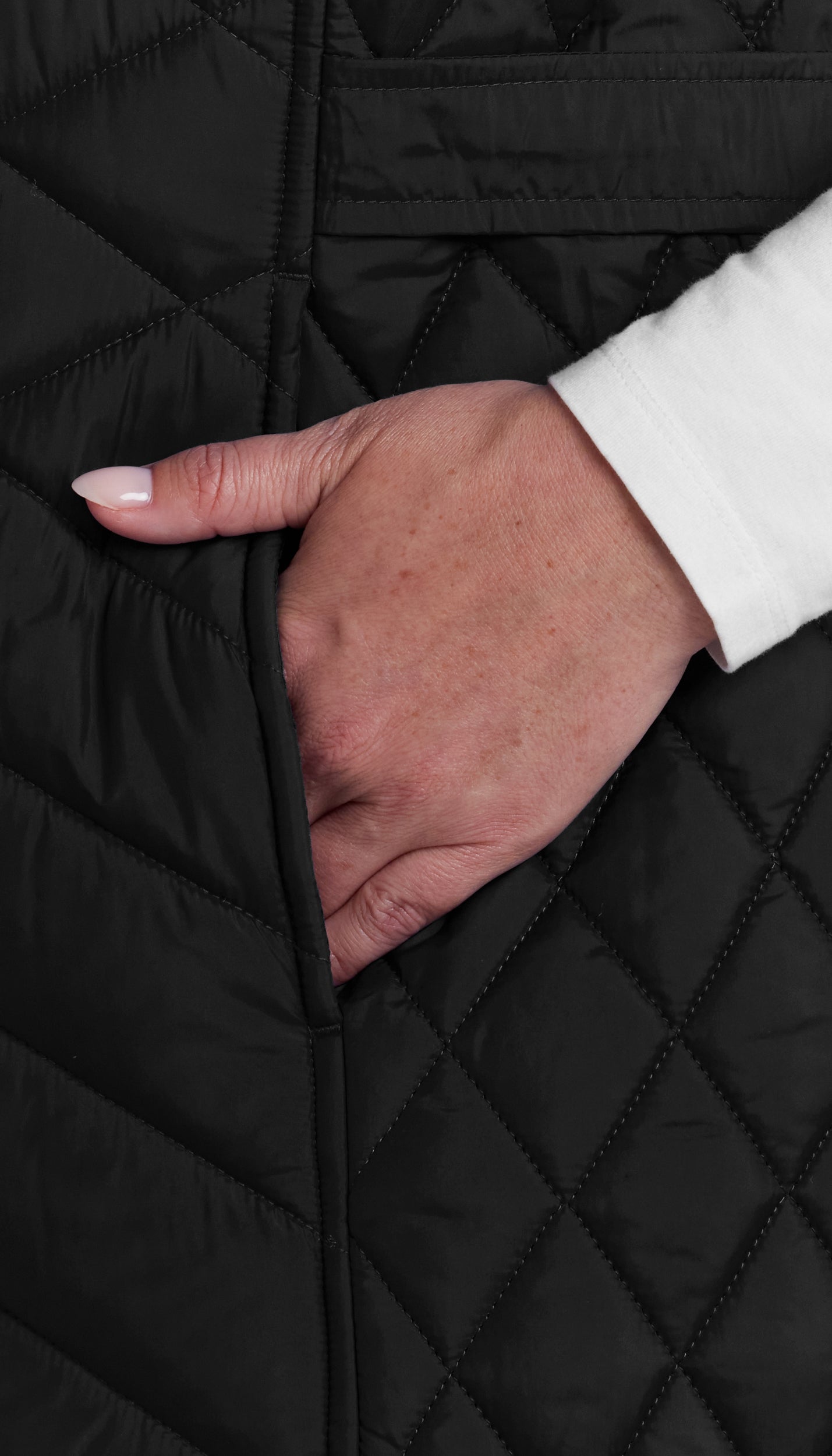 MIXED QUILTED LONGLINE VEST