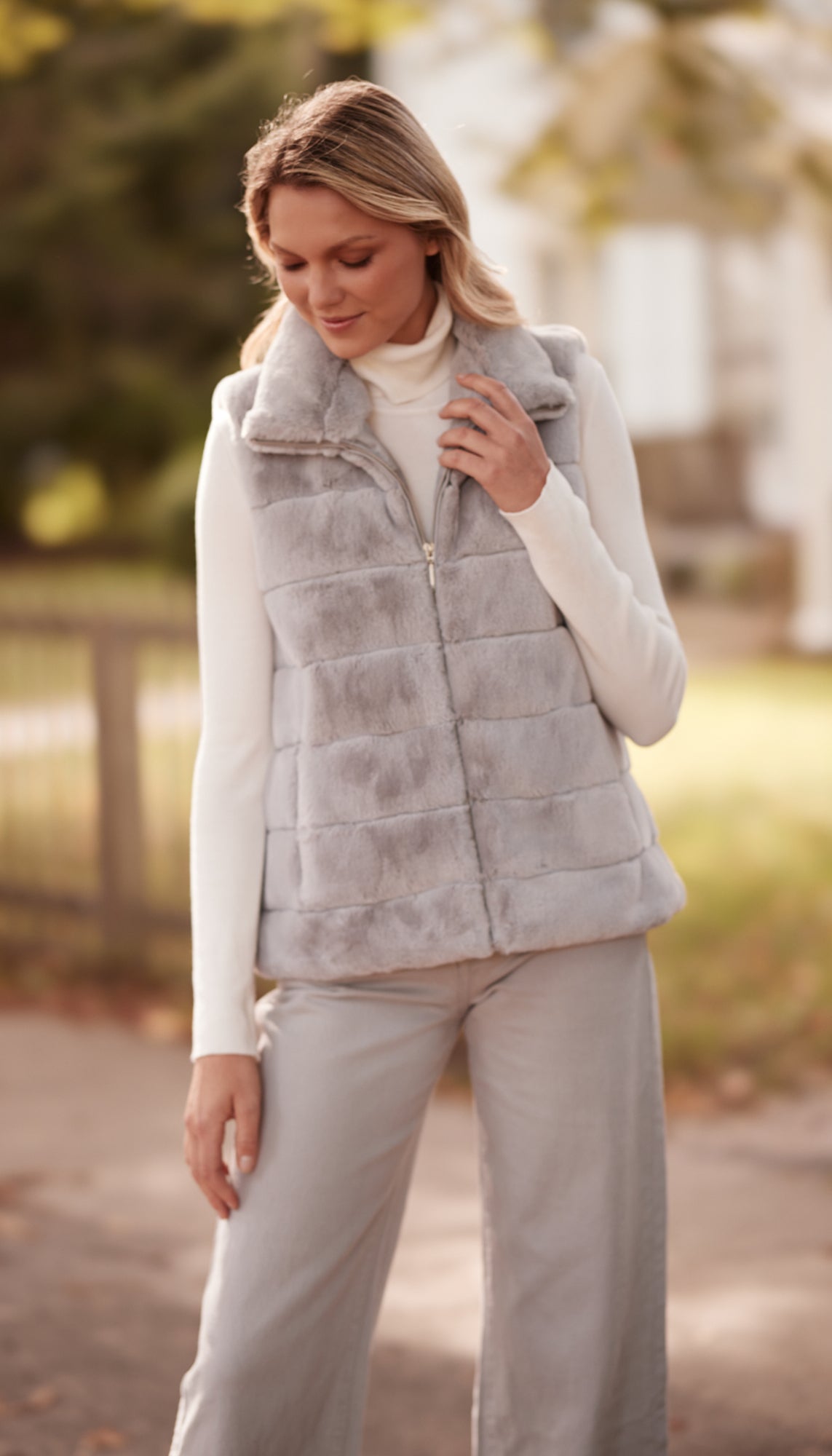 FAUX FUR VEST