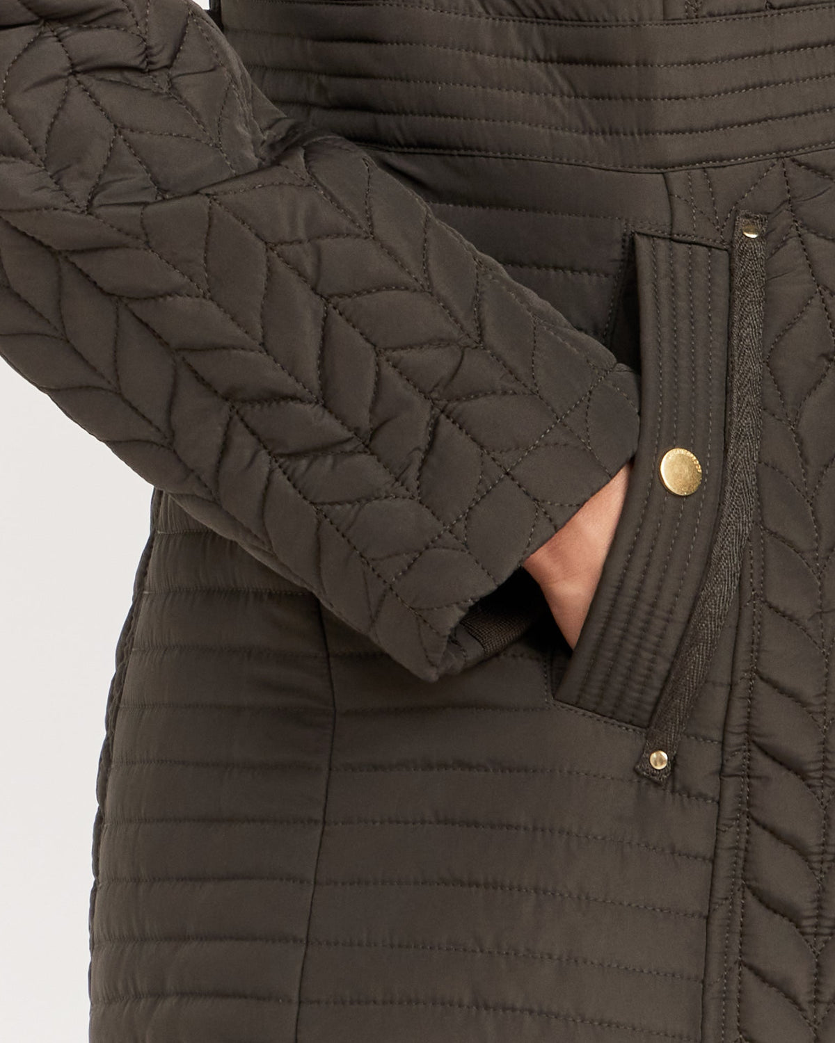 HOODED PLUSH LINED QUILTED WALKER