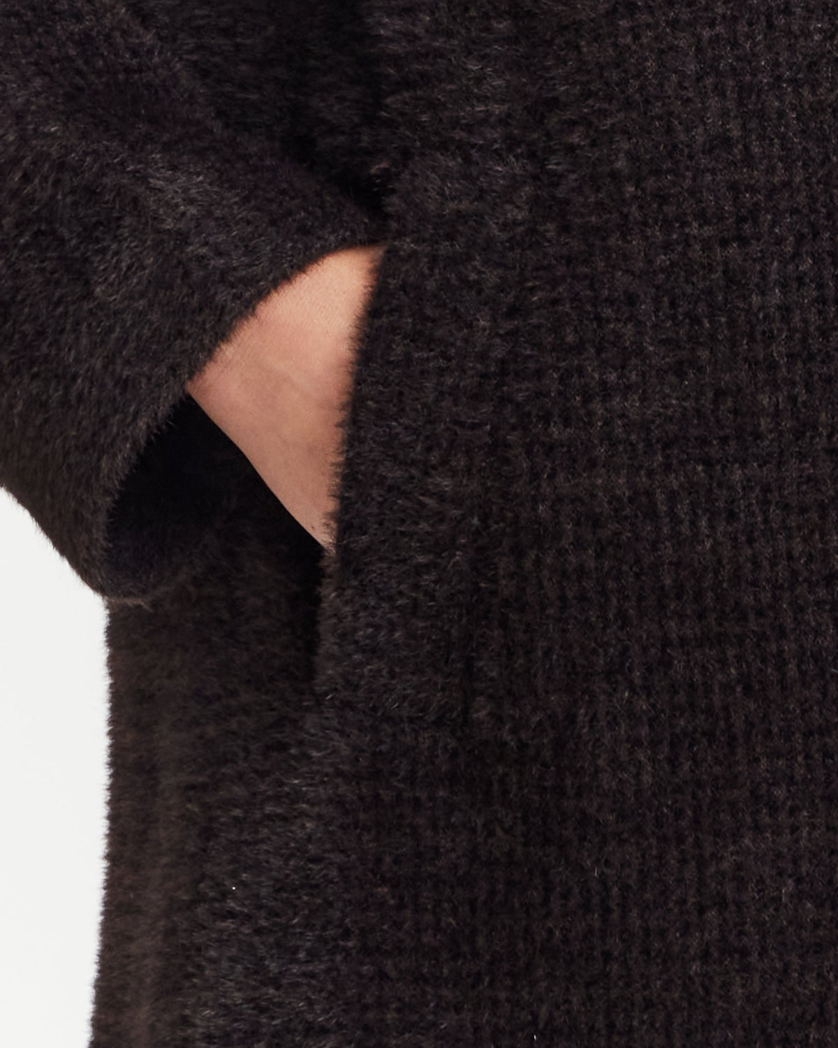HOUNDSTOOTH COZY FEATHERKNIT TOPPER