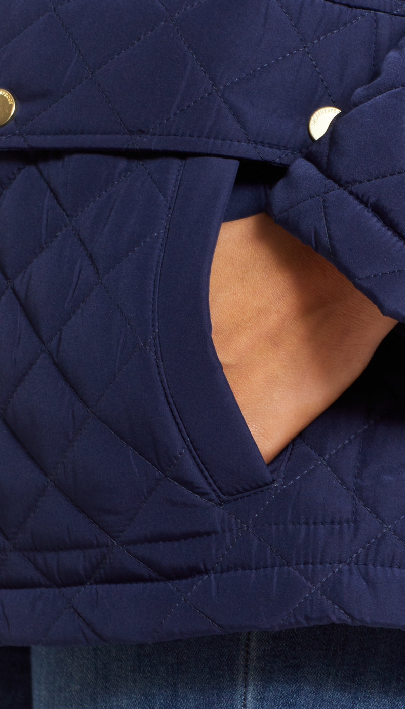 MODERN QUILTED BARN JACKET